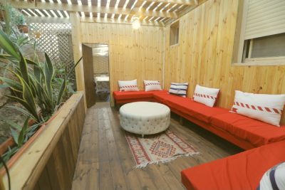 בקתות איתי בכפר חנניה